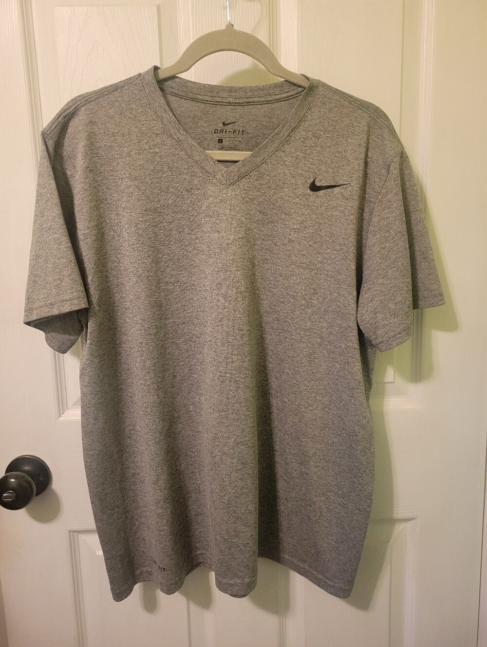 Nike Men’s Heather Gray V-Neck Athletic Tee